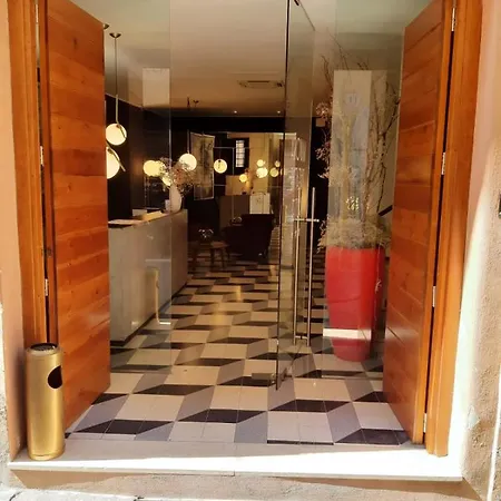 Navona Theatre Hotel