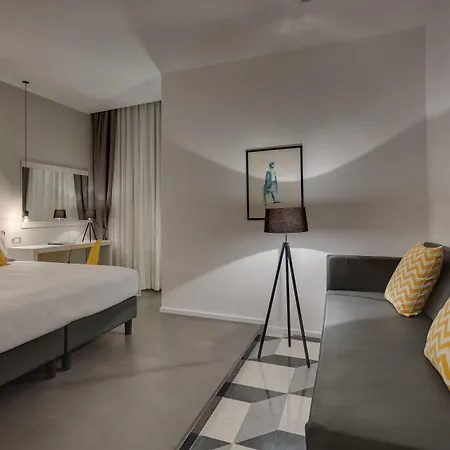 Hotel Navona Theatre 3*