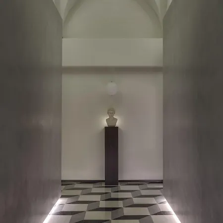 Hotel Navona Theatre