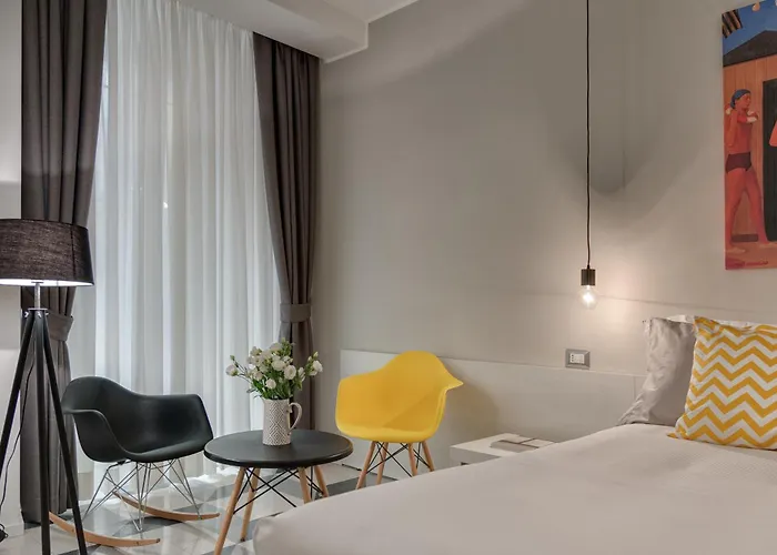 Navona Theatre Hotel