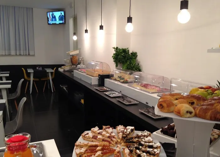 Hotel Navona Theatre 3*