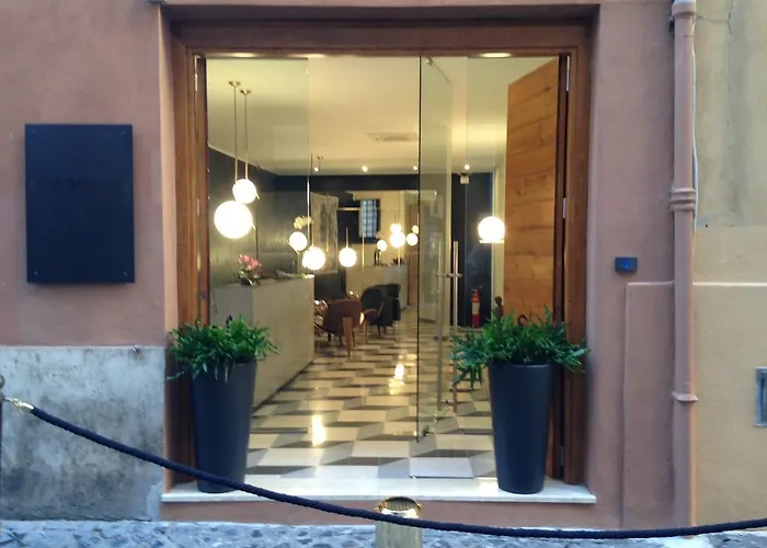 Navona Theatre Hotel 3*