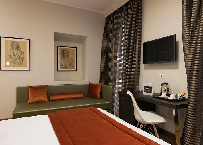 Navona Theatre Hotel 3*
